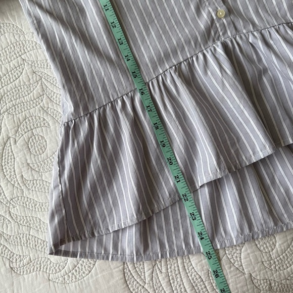 Trovata - Birds of Paradis - Ruffle Hem Poplin Shirt - Gray & White Stripe - Picture 9 of 11